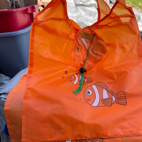 Lot of 8 fish (Nemo) foldable bag orange red blue & light blue New childrens - Picture 2 of 3